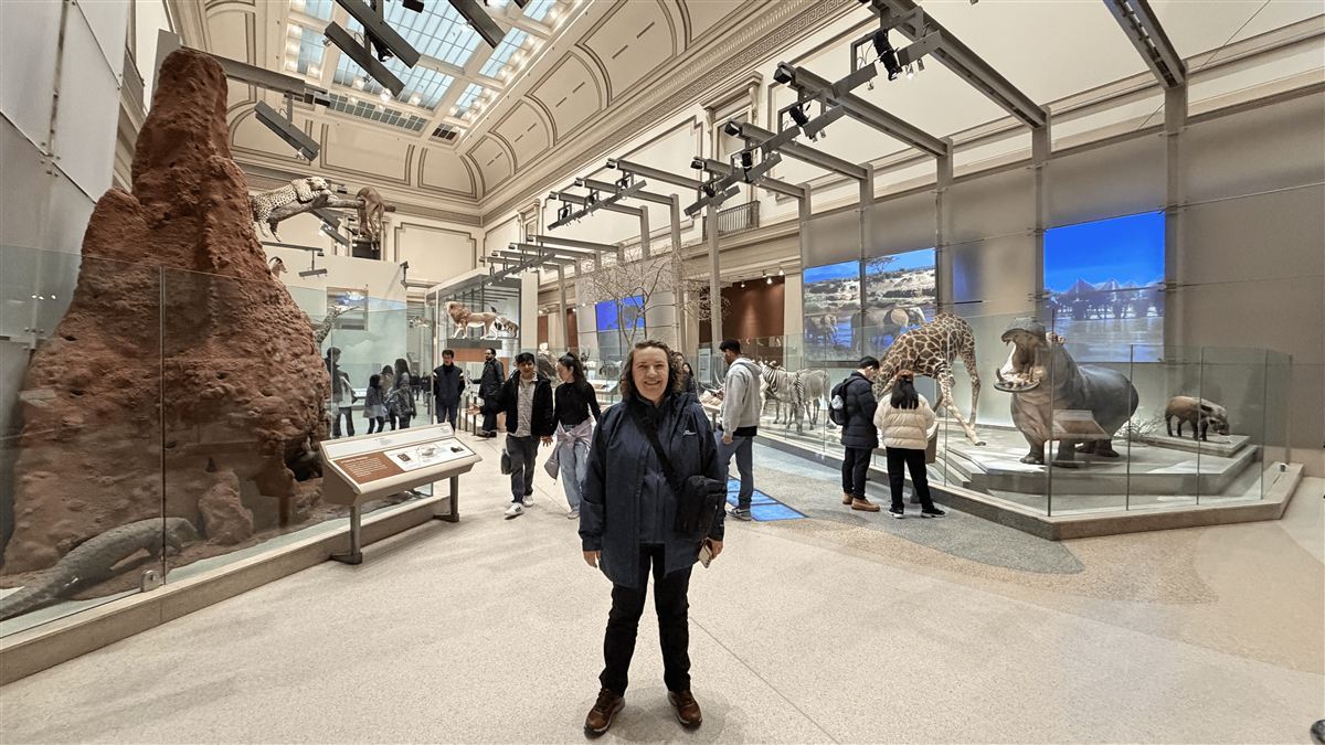 Faculty fellow at Smithsonian Natural History Museum, Washington D.C.