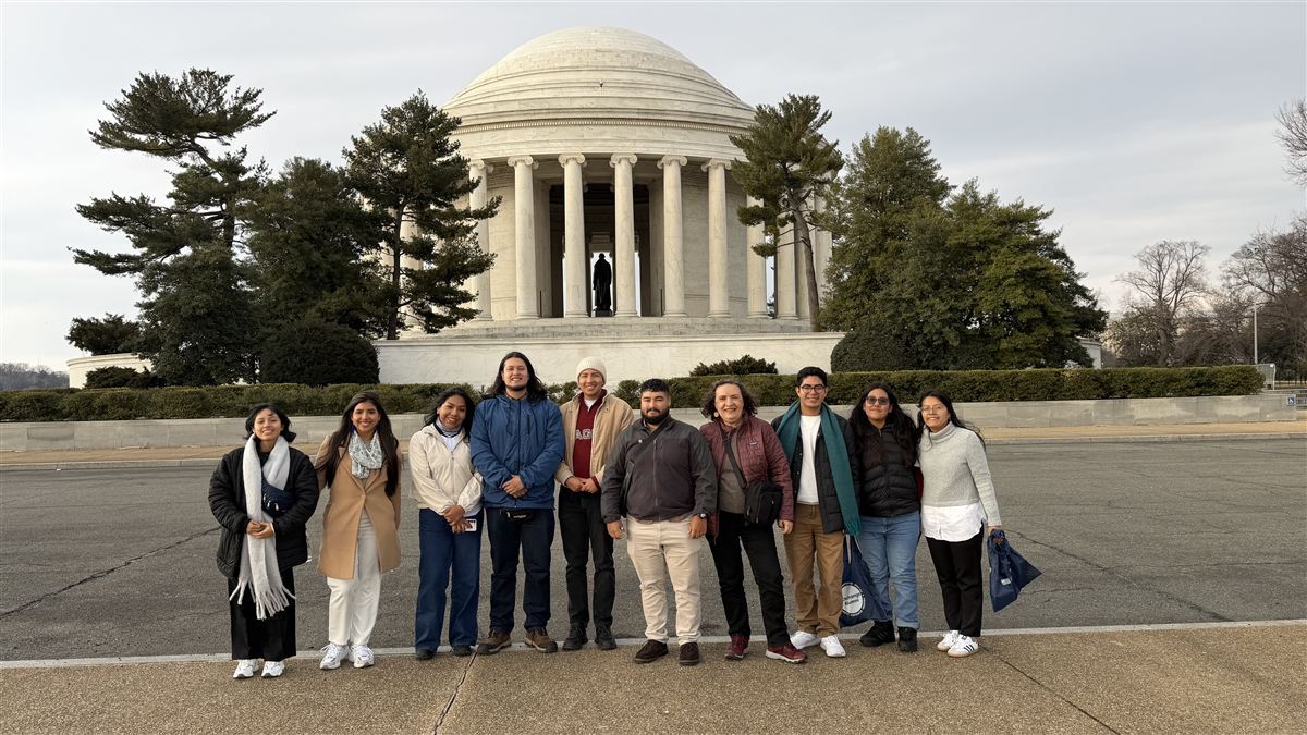 Exchange group at the Jefferson Memorial, Washington D.C.