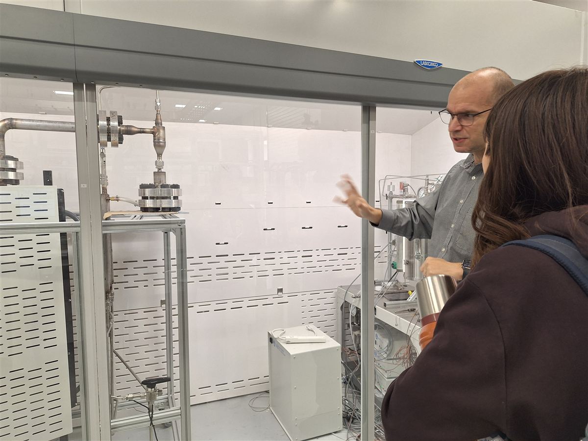 UT Tyler cleanroom lab